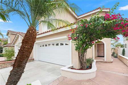19496 Highridge Way Lake Forest, CA 92679
