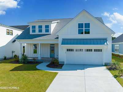 167 Spicer Lake Dr Holly Ridge, NC 28445