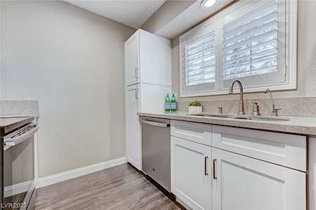 2750 S Durango Dr #2152 Las Vegas, NV 89117