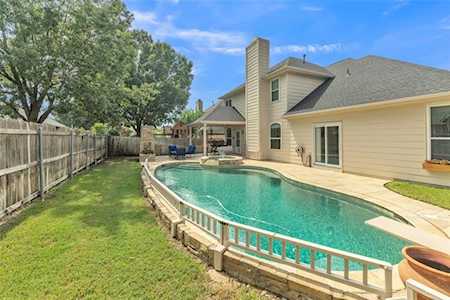 8320 Fern Lake Drive Fort Worth, TX 76137