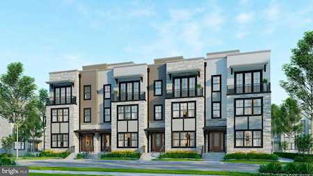 363 Horseshoe Trl #13C Newtown Square, PA 19073