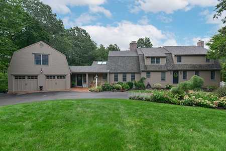 42 Farm Hill Rd North Attleboro, MA 02760
