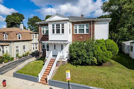 327 Washington Ave Chelsea, MA 02150
