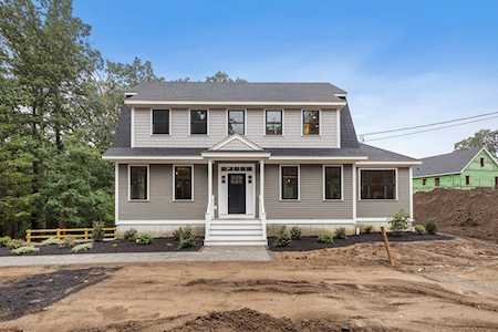 49 Kimball Road Amesbury, MA 01913