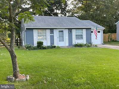2155 Freemantle Ct Waldorf, MD 20602