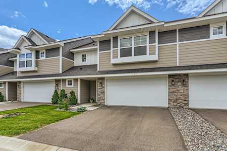 761 S Rice Creek Place NE Fridley, MN 55432