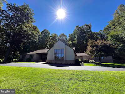862 Timberline Dr Gap, PA 17527
