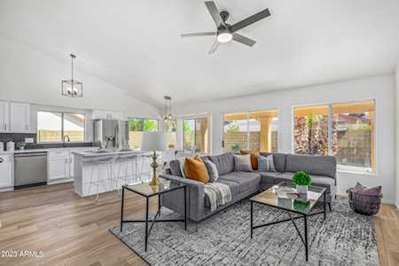 7607 W Cholla Street Peoria, AZ 85345