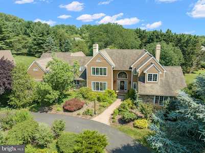 25 Nine Gates Rd Chadds Ford, PA 19317