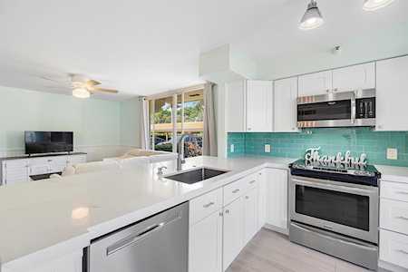 123 Yacht Club Way #101 Hypoluxo, FL 33462
