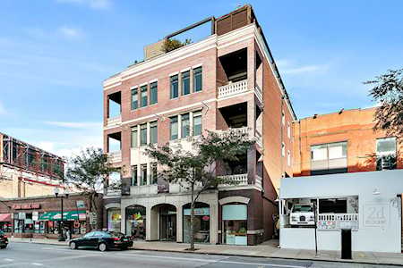 3161 N Halsted St #402 Chicago, IL 60657