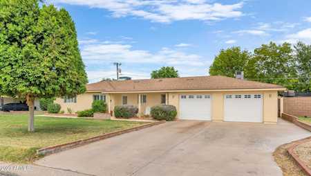 3902 E Glenrosa Avenue Phoenix, AZ 85018