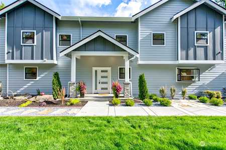 670 W Lake Sammamish Pkwy NE Bellevue, WA 98008