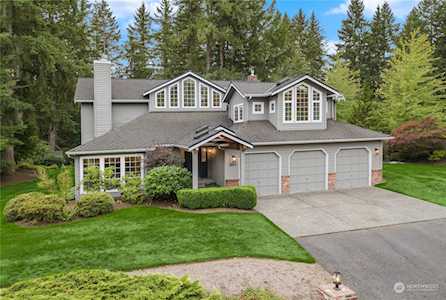 26103 SE 29th St Sammamish, WA 98075