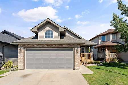 106 Channelside Cove SW Airdrie, AB T4B 3J1