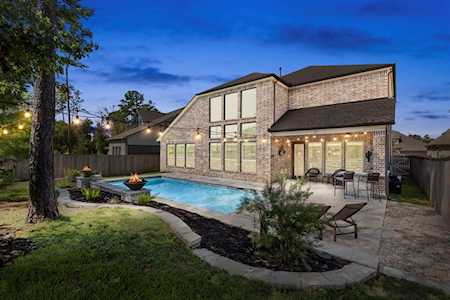 69 Winter Sunrise Circle The Woodlands, TX 77375