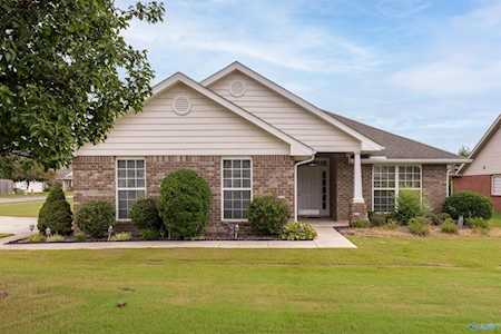 4800 Canterwood Drive Owens Cross Roads, AL 35763
