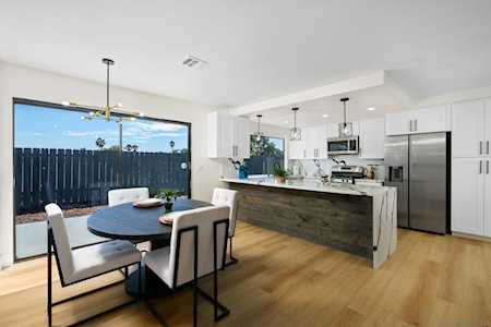 851 Casa De Oro Pl Escondido, CA 92025