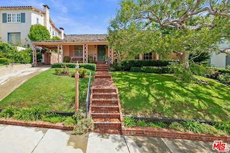 216 Tavistock Ave Los Angeles, CA 90049
