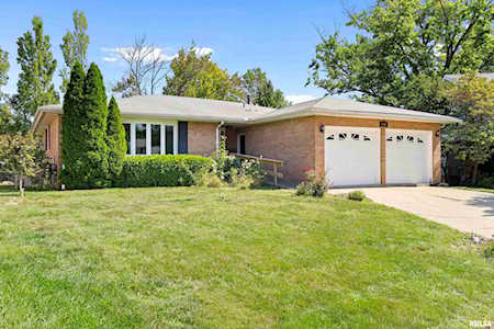 4804 N Glen Ct Peoria, IL 61614