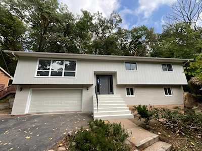 2097 Highwood Avenue E Saint Paul, MN 55119