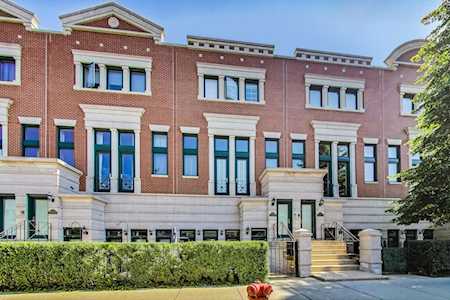 2017 N Lincoln Ave #M Chicago, IL 60614