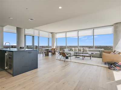 44 East Ave #4106 Austin, TX 78701