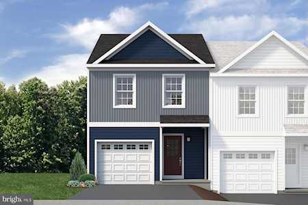 129 Highpoint Park Dr Pleasant Gap, PA 16823