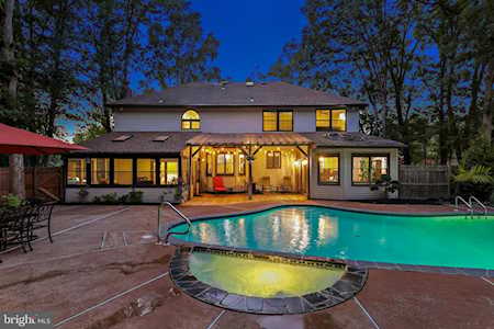 30 E Red Oak Dr Voorhees, NJ 08043