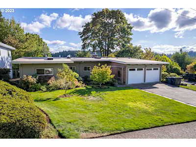 490 W 26th AVE Eugene, OR 97405