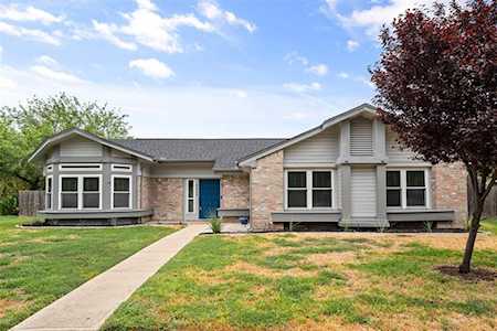 6006 Ponderosa Trail Court Garland, TX 75043