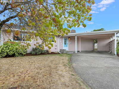 12620 NE Stanton ST Portland, OR 97230