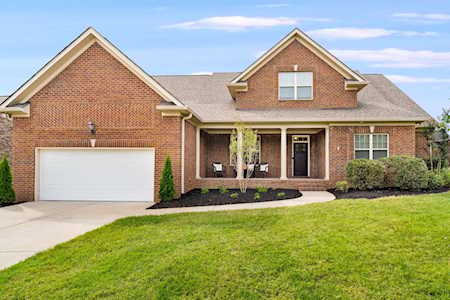 3042 Sakari Cir Spring Hill, TN 37174