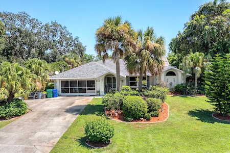 201 Poinciana St Sebastian, FL 32958