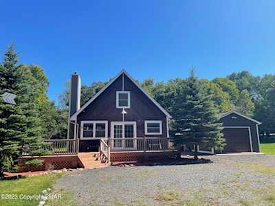 375 Parker Trl Albrightsville, PA 18210
