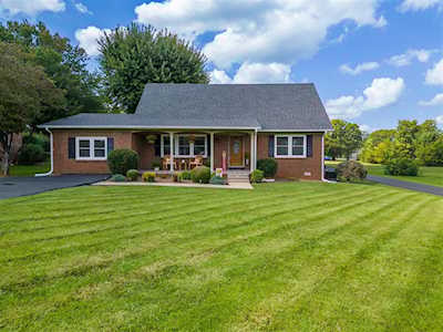 211 Center Street Russellville, KY 42276