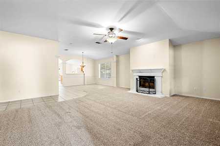 112 Shannons WAY Buda, TX 78610