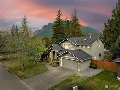 1240 Mountain View Blvd SE North Bend, WA 98045