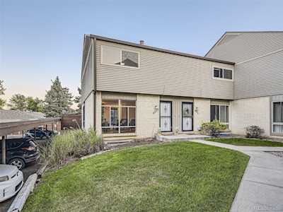 4575 W Ponds Circle Littleton, CO 80123