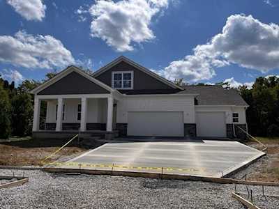 725 Bretforton Street Pickerington, OH 43147