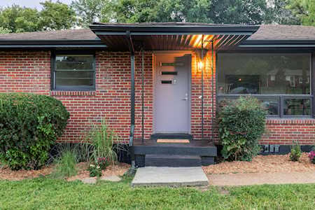 1227 Bell Grimes Ln Nashville, TN 37207