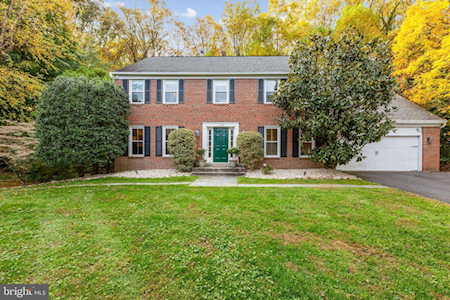 1720 Chesterbrook Vale Ct Mclean, VA 22101