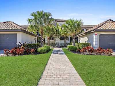 5527 Palmer CIRCLE #103 Bradenton, FL 34211
