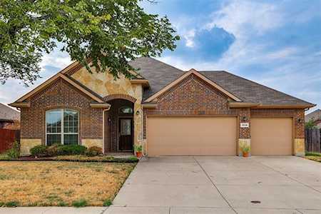 1038 Cydnie Street Kennedale, TX 76060