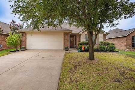 4404 Shady Elm Drive Mansfield, TX 76063