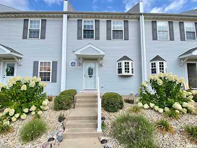 3403 W King James Rd Peoria, IL 61615