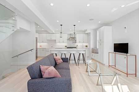 11 Lowell St #1 Arlington, MA 02476