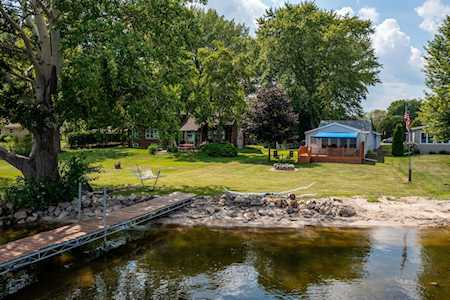 2734 Shorewood Dr Oshkosh, City of Oshkosh, WI 54901