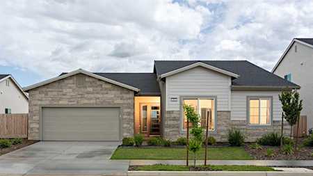 3732 N Hermosa Street #225 Visalia, CA 93291