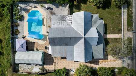 320 N Grosse Ave Tarpon Springs, FL 34689